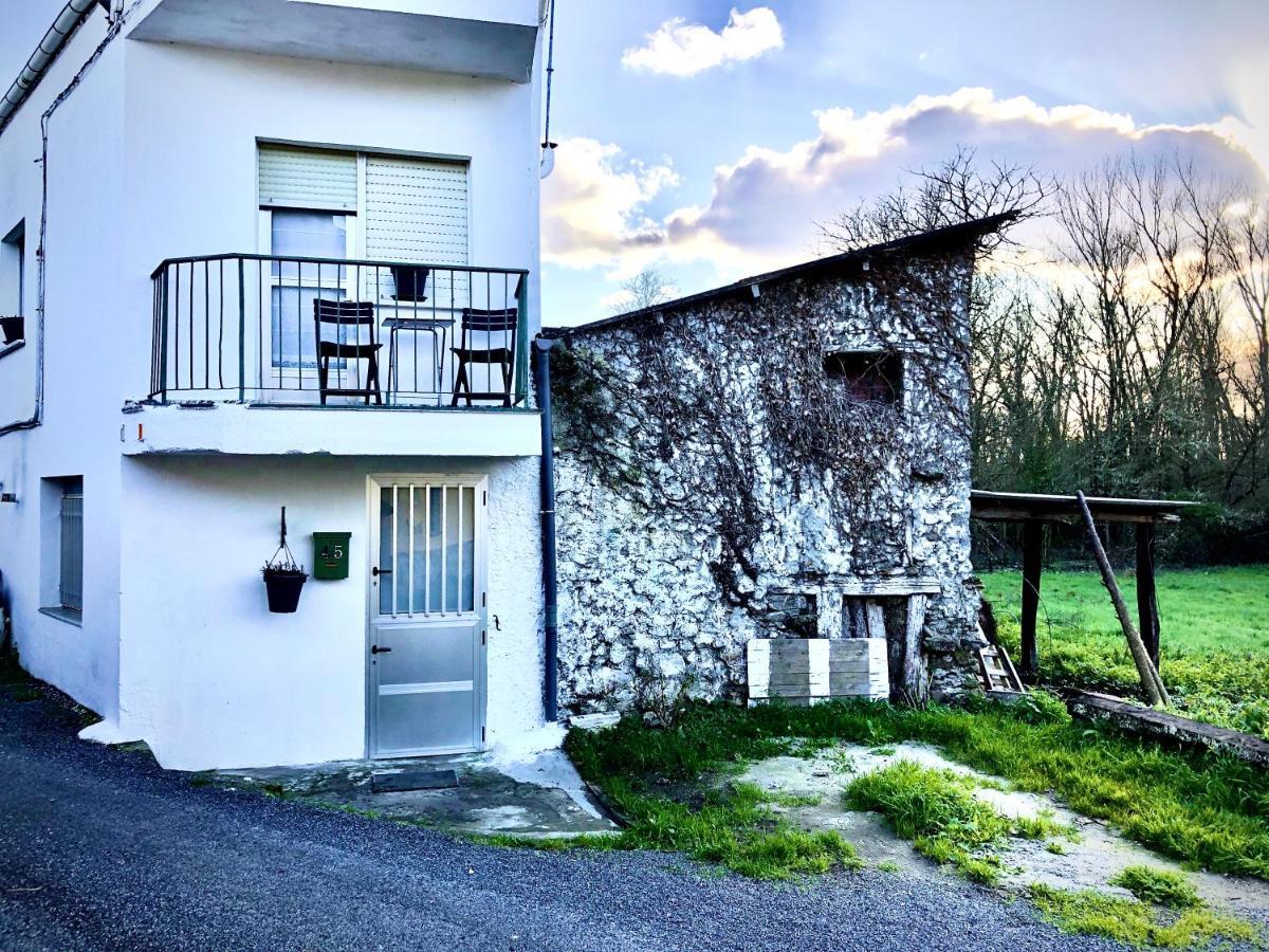 Casita Junto Al Rio En Un Entorno Natural Monforte De Lemos Luaran gambar